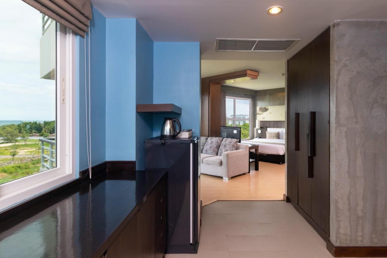 Silathip Huahin Serviced Apartment & Hotel Екстериор снимка