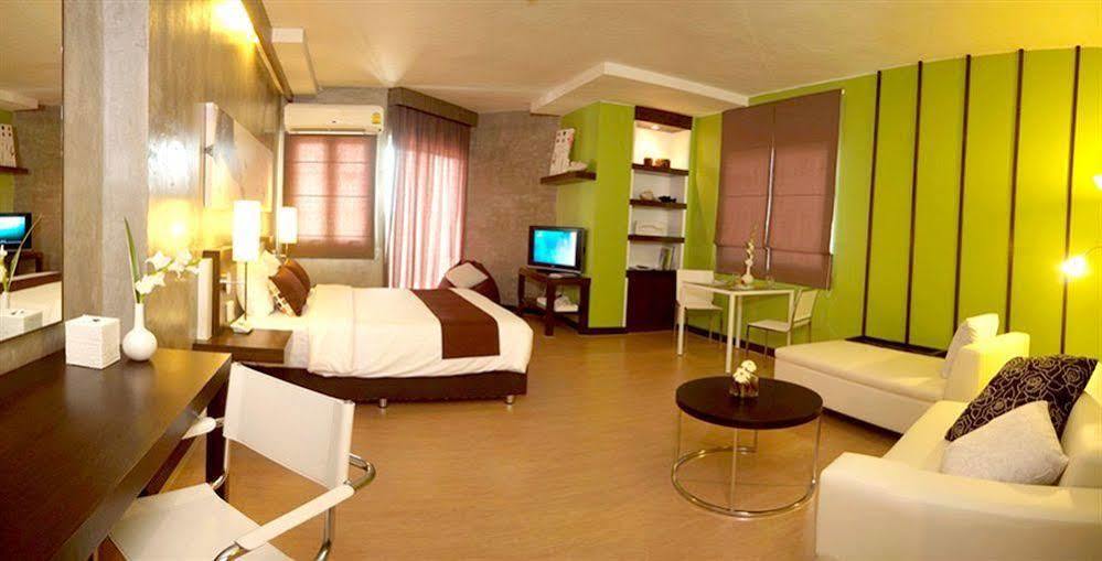 Silathip Huahin Serviced Apartment & Hotel Екстериор снимка